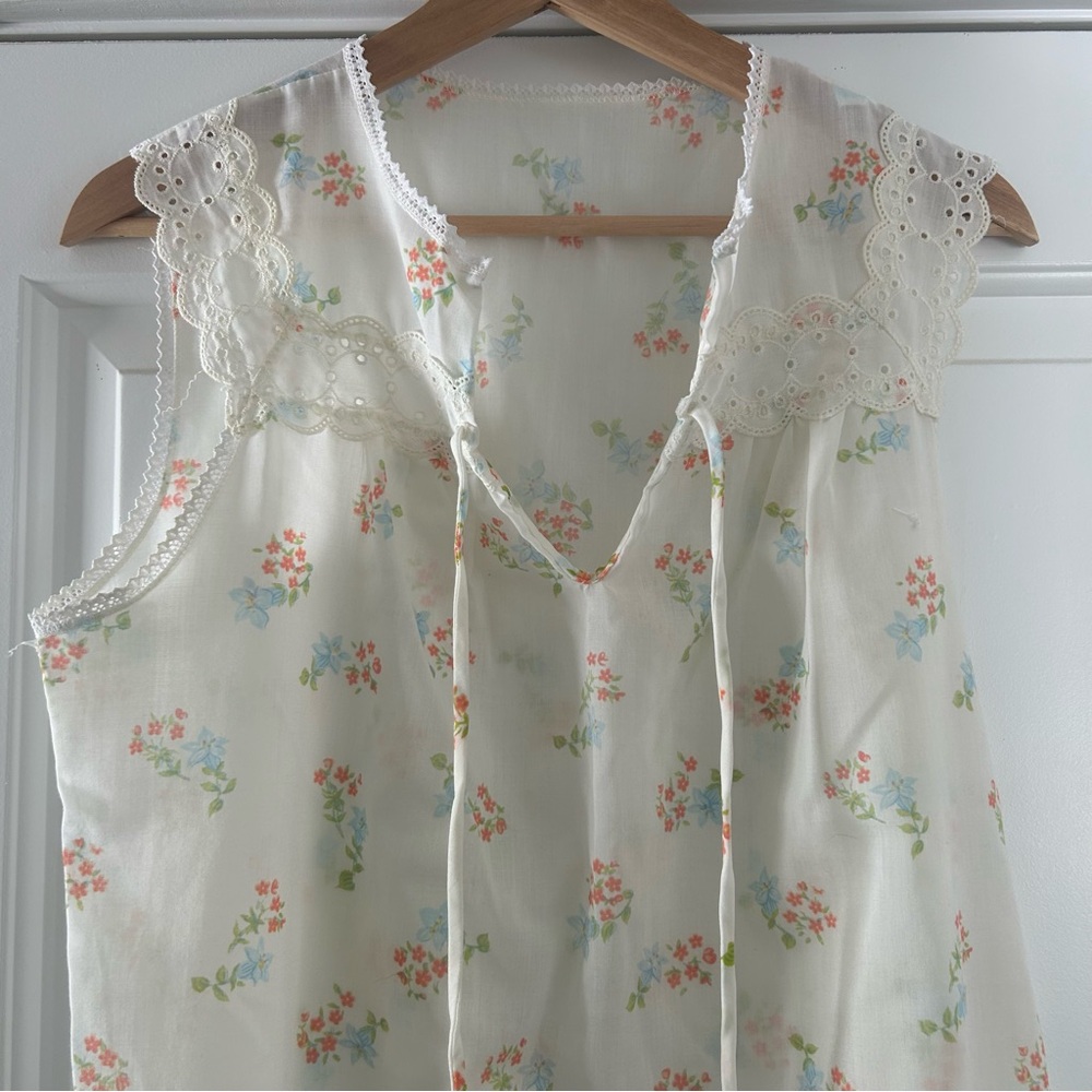 Floral Lace Trim Nightgown